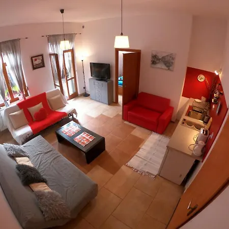 Appartement Homely Garden Old Town *